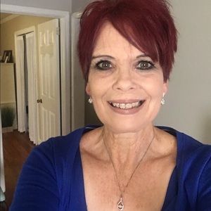 Meet your Posher, Vickie